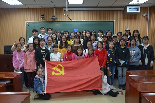 德赢AC米兰中国官方网站“我为党旗添光彩”党员发展对象志愿服务活动顺利开展