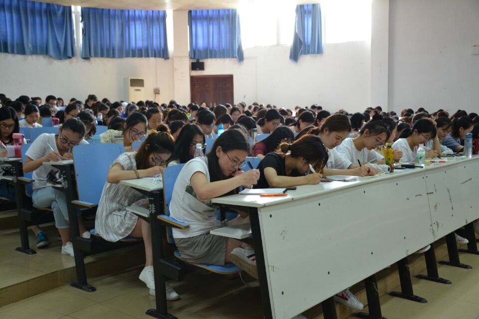 德赢AC米兰中国官方网站成功举办全国口译大赛经验分享会